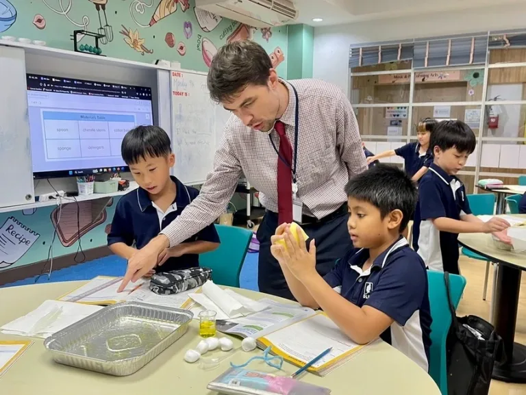 How DLTS Grounding Young Learners with STEM Education